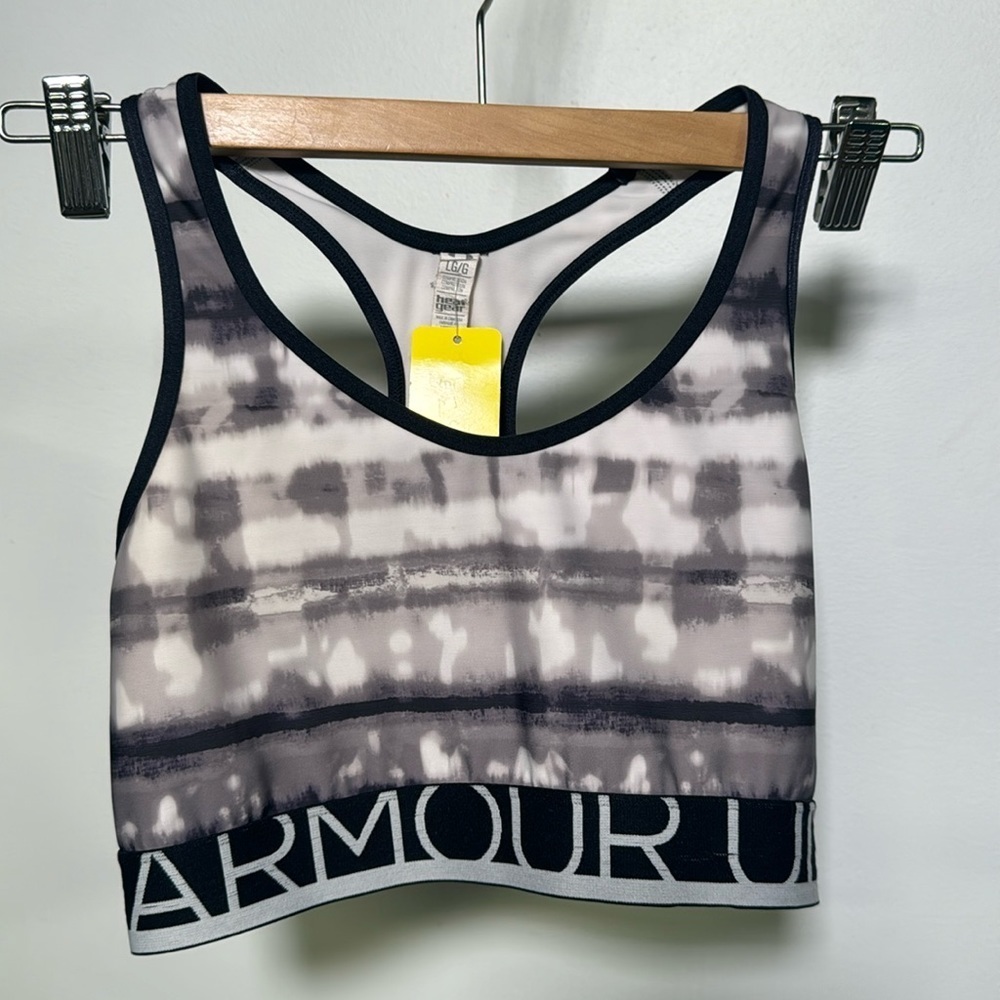 Under Armour Sports Bra Size L